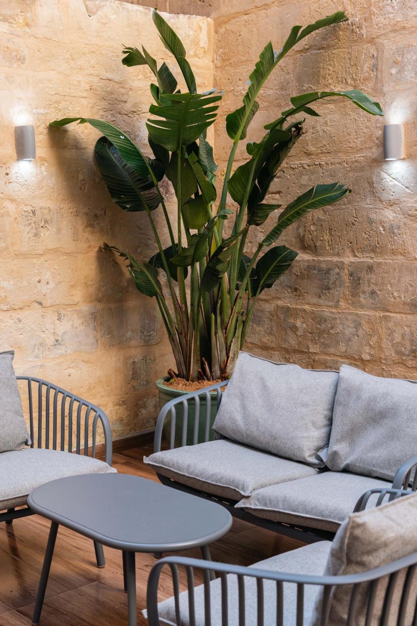Valletta Waterfront Backyard Flat By Arcobnb Флоріана Екстер'єр фото