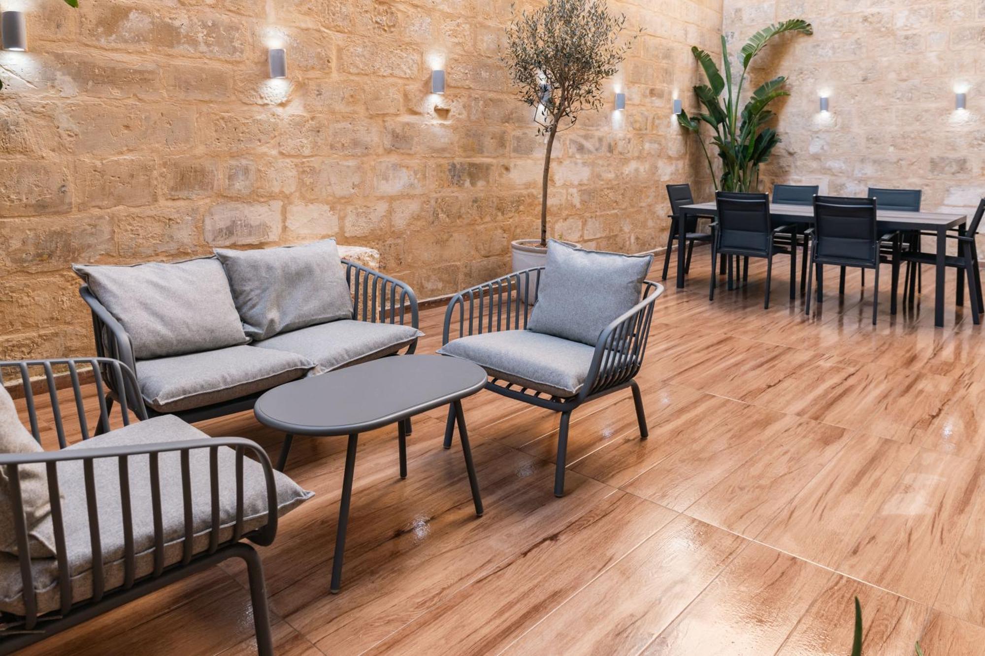 Valletta Waterfront Backyard Flat By Arcobnb Флоріана Екстер'єр фото